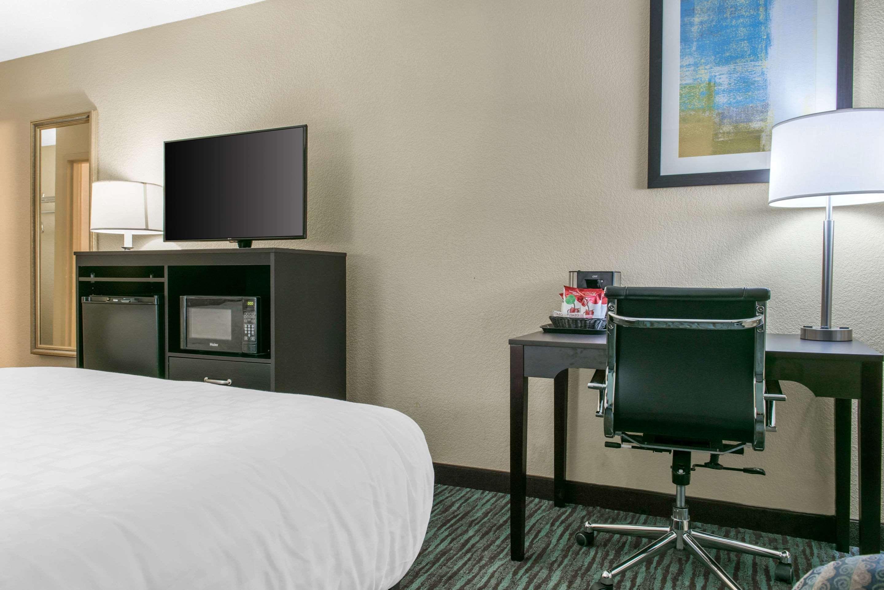 Quality Inn Dayton Airport Englewood Εξωτερικό φωτογραφία