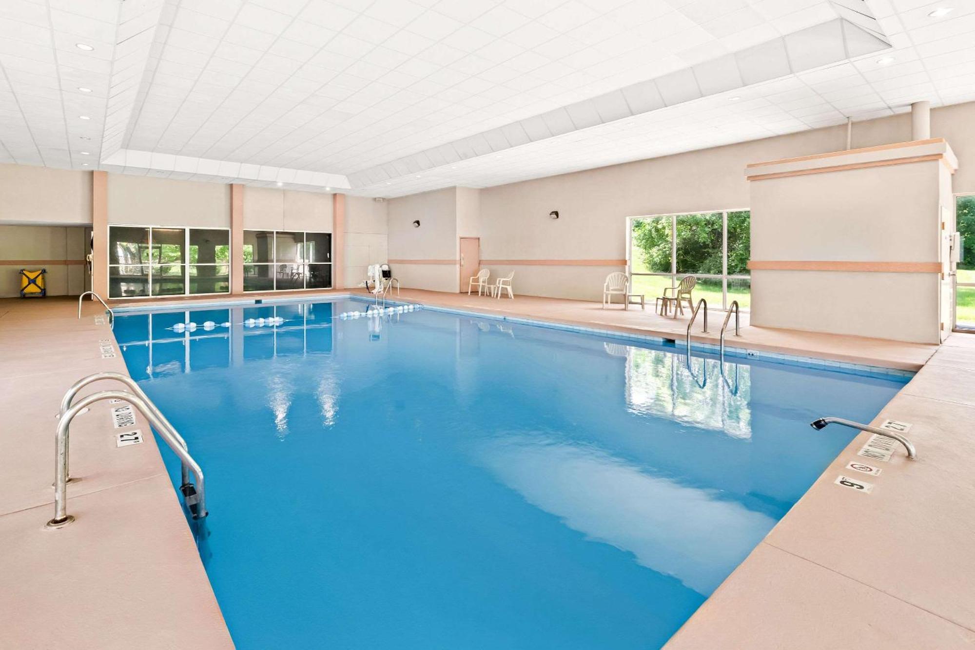 Quality Inn Dayton Airport Englewood Εξωτερικό φωτογραφία