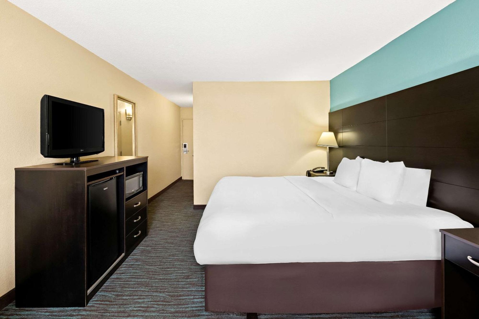 Quality Inn Dayton Airport Englewood Εξωτερικό φωτογραφία
